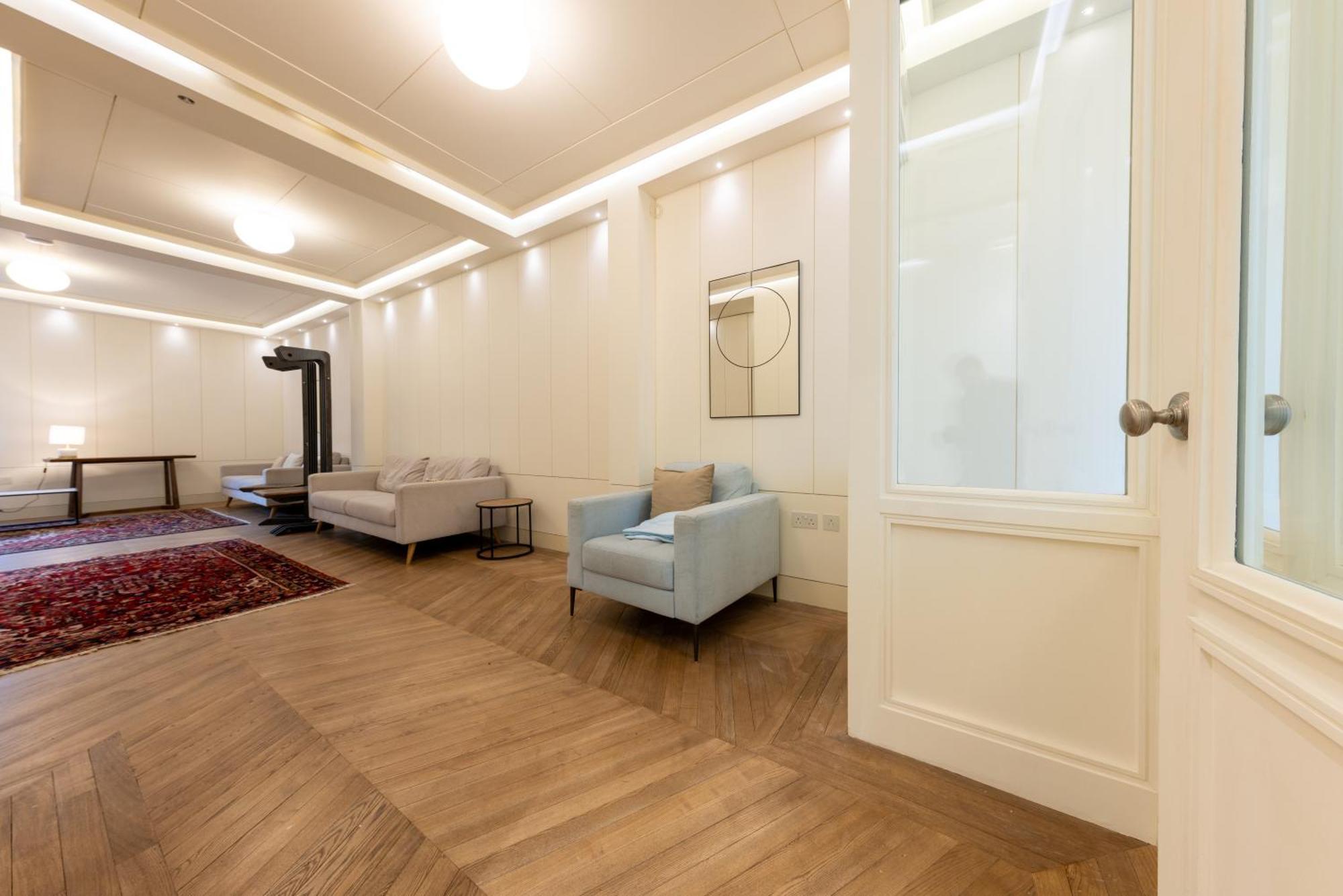 Elegant 5bdrm Townhouse In Camden Holiday home