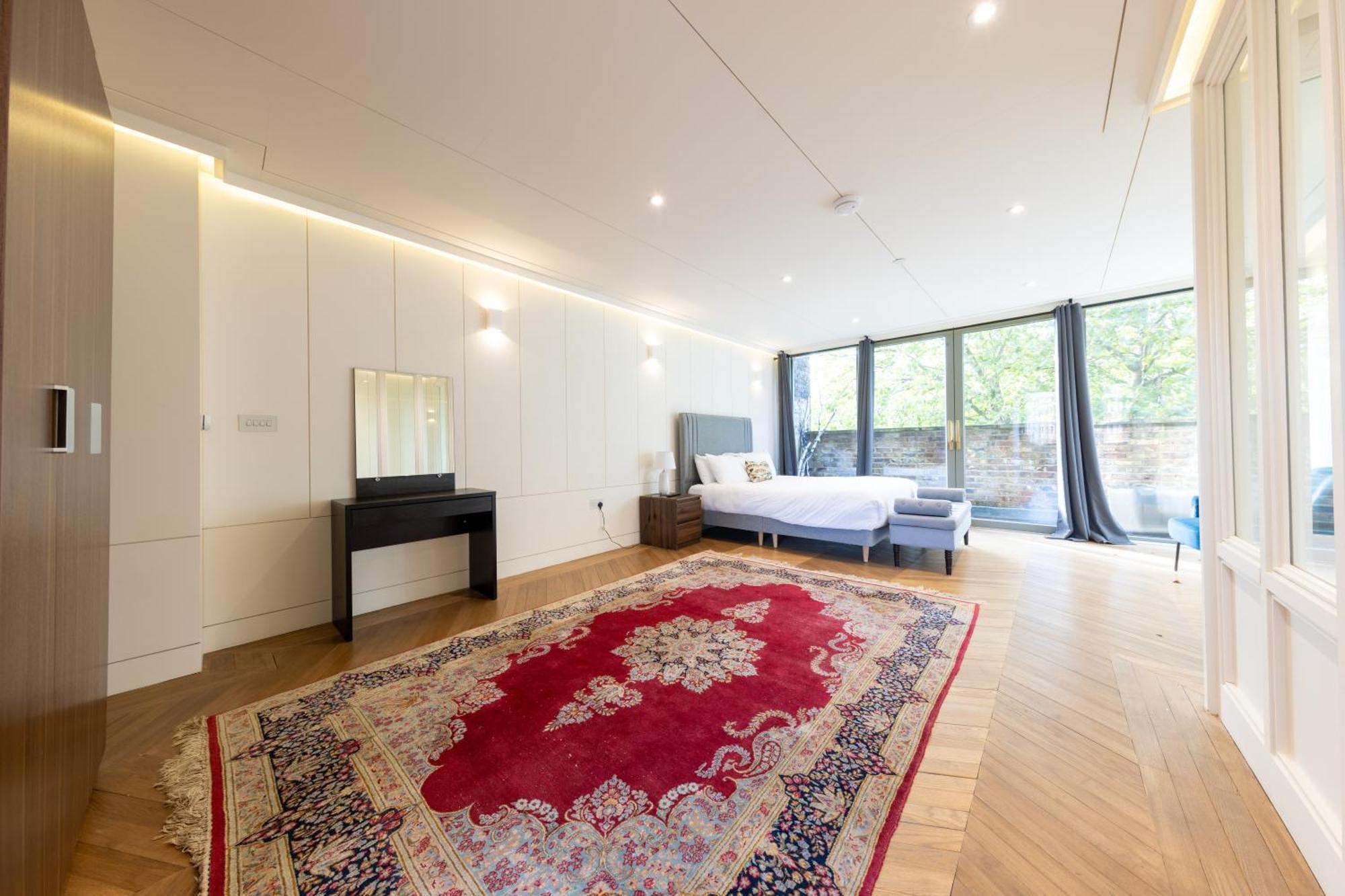 Elegant 5bdrm Townhouse In Camden *